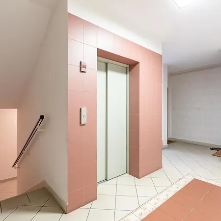 Superapart Dzieci Warszawy 27A Warschau Exterior foto
