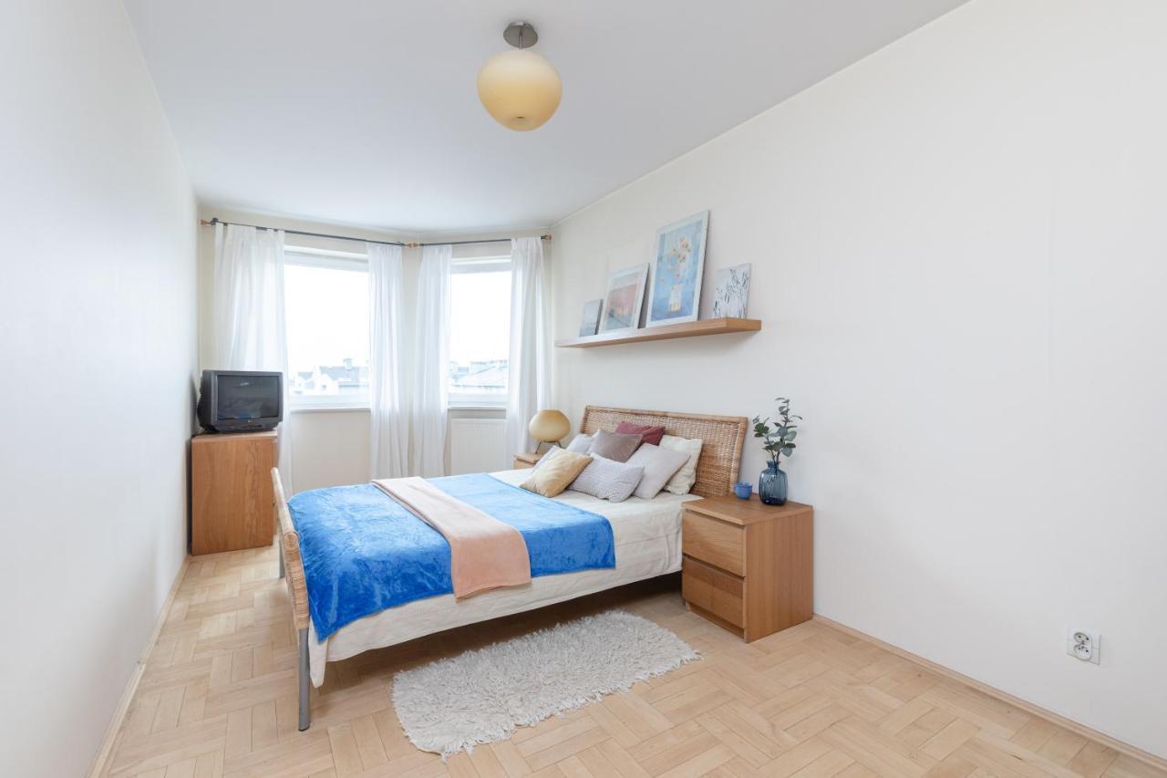 Apartment Superapart Dzieci Warszawy 27a Warschau
